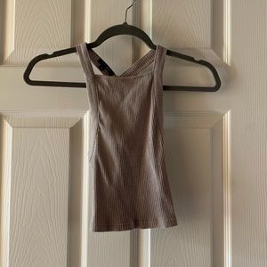 Grey cropped tank top